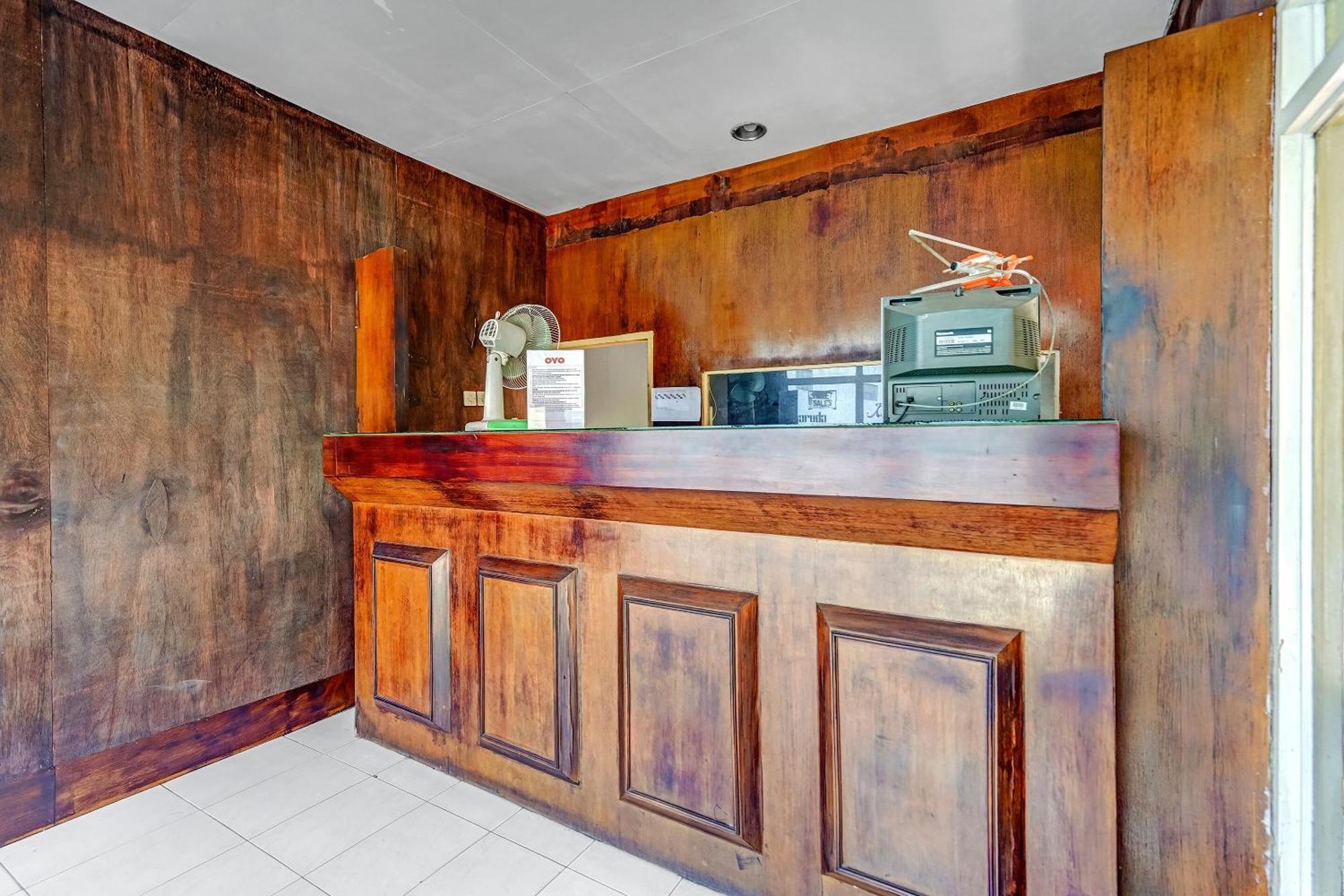 Hotel Kalimantan Surabaya Esterno foto